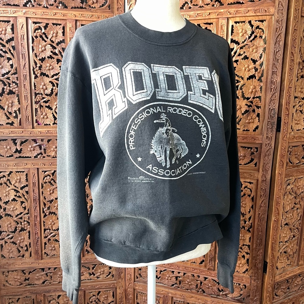 Vintage Black Rodeo Western Bronco Cowboy Graphic Crewneck pullover Sweater - Picture 3 of 7